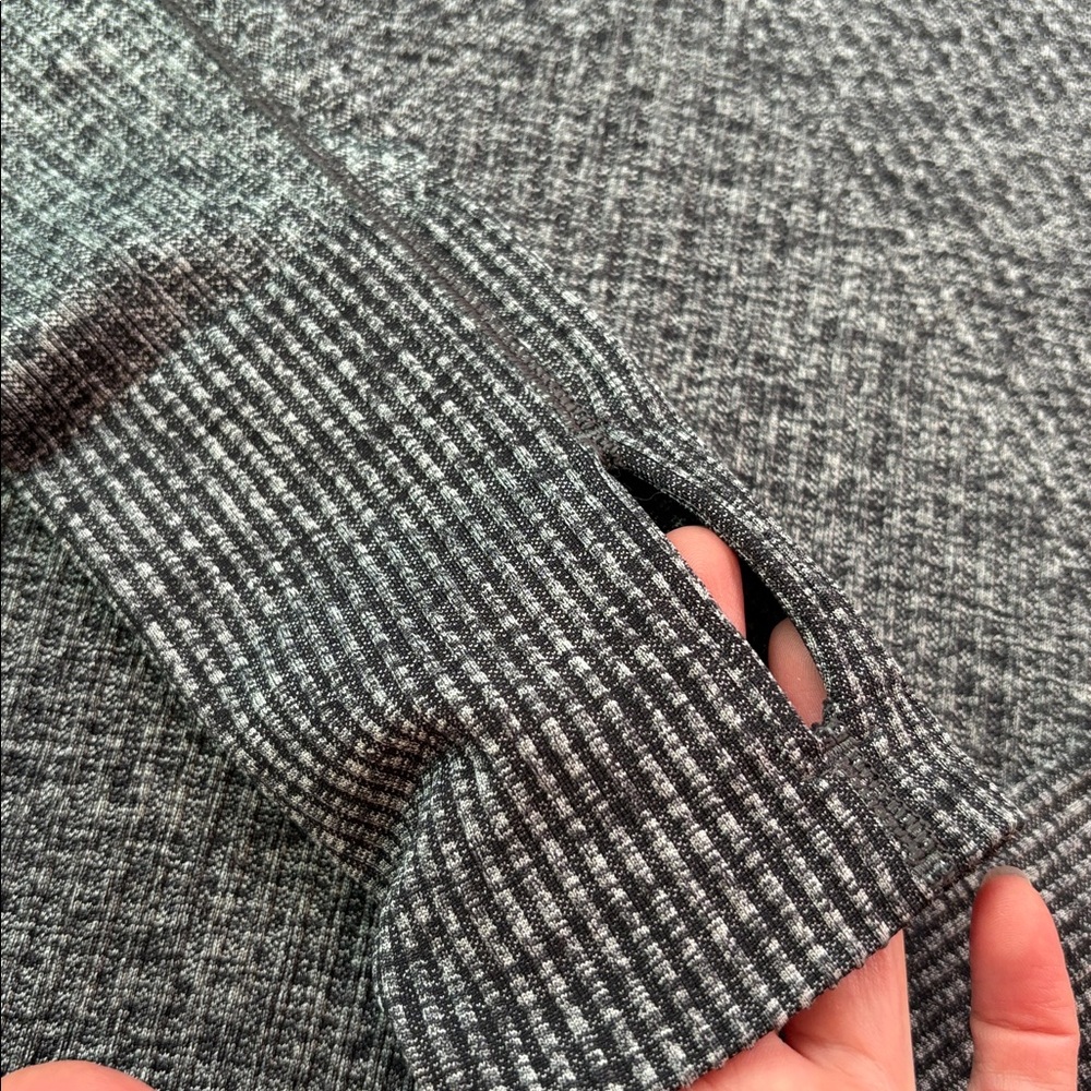 Lululemon Restless Pullover - Picture 2 of 4